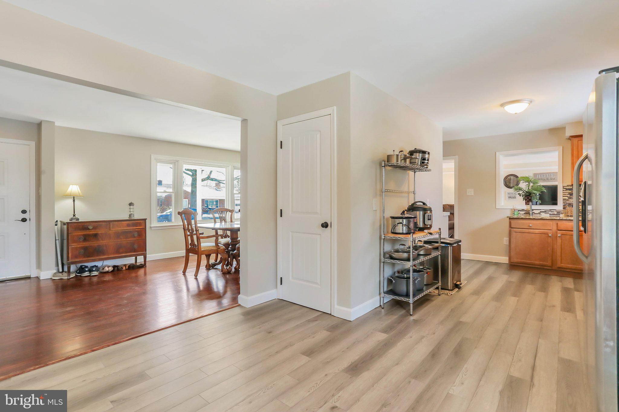 17926 Pin Oak Road Hagerstown, MD 21740 - Photo 8 of 41 Gallery Image 8