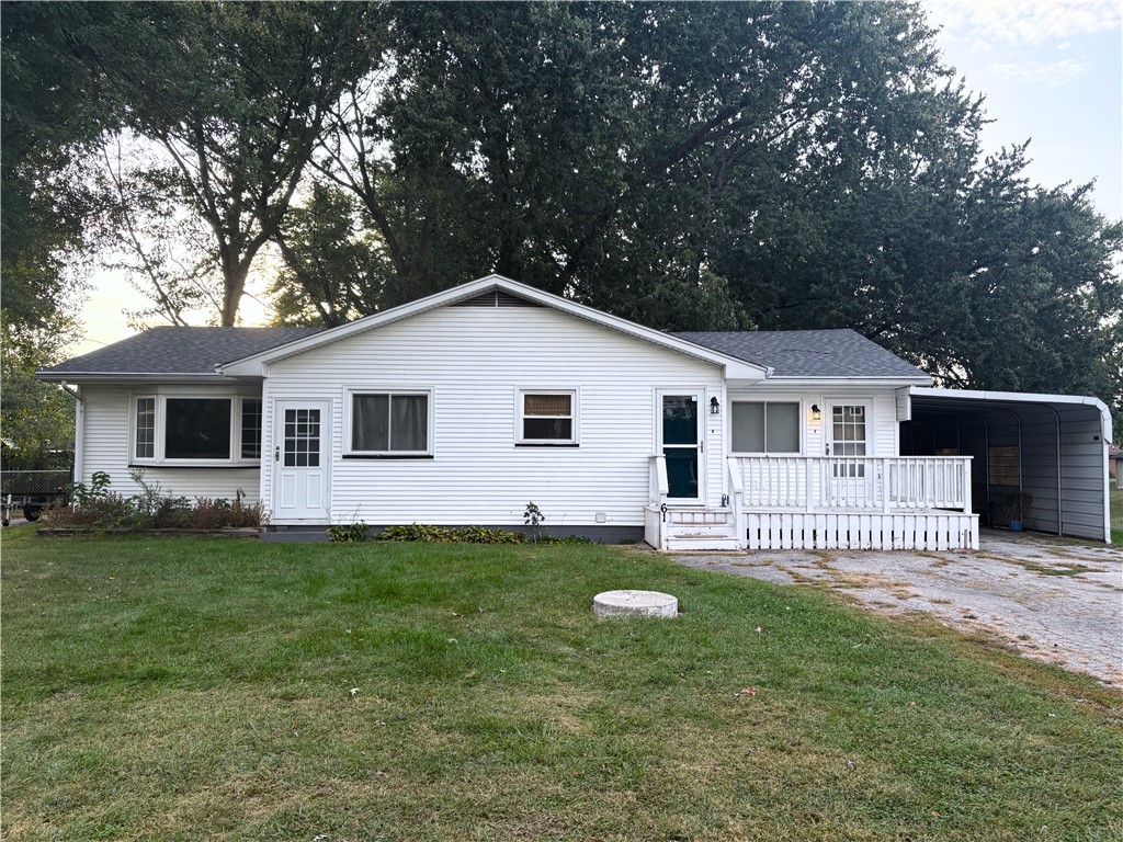 2615 French Drive Decatur, IL 62521 - Photo 2 of 17