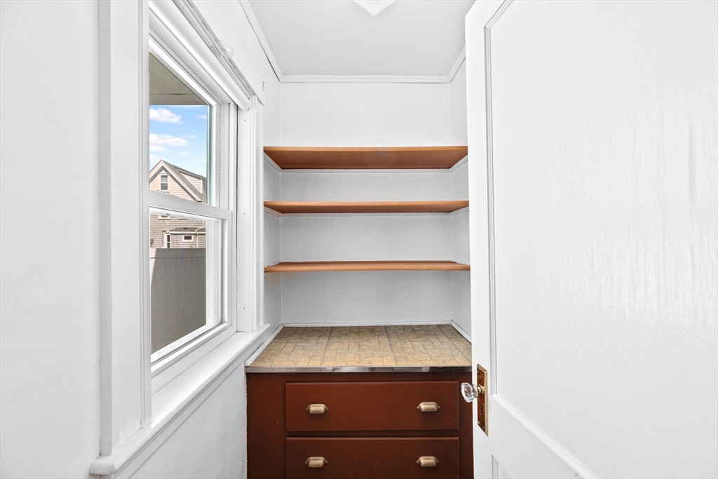 71 J Street Hull, MA 02045 - Photo 8 of 26 Gallery Image 8