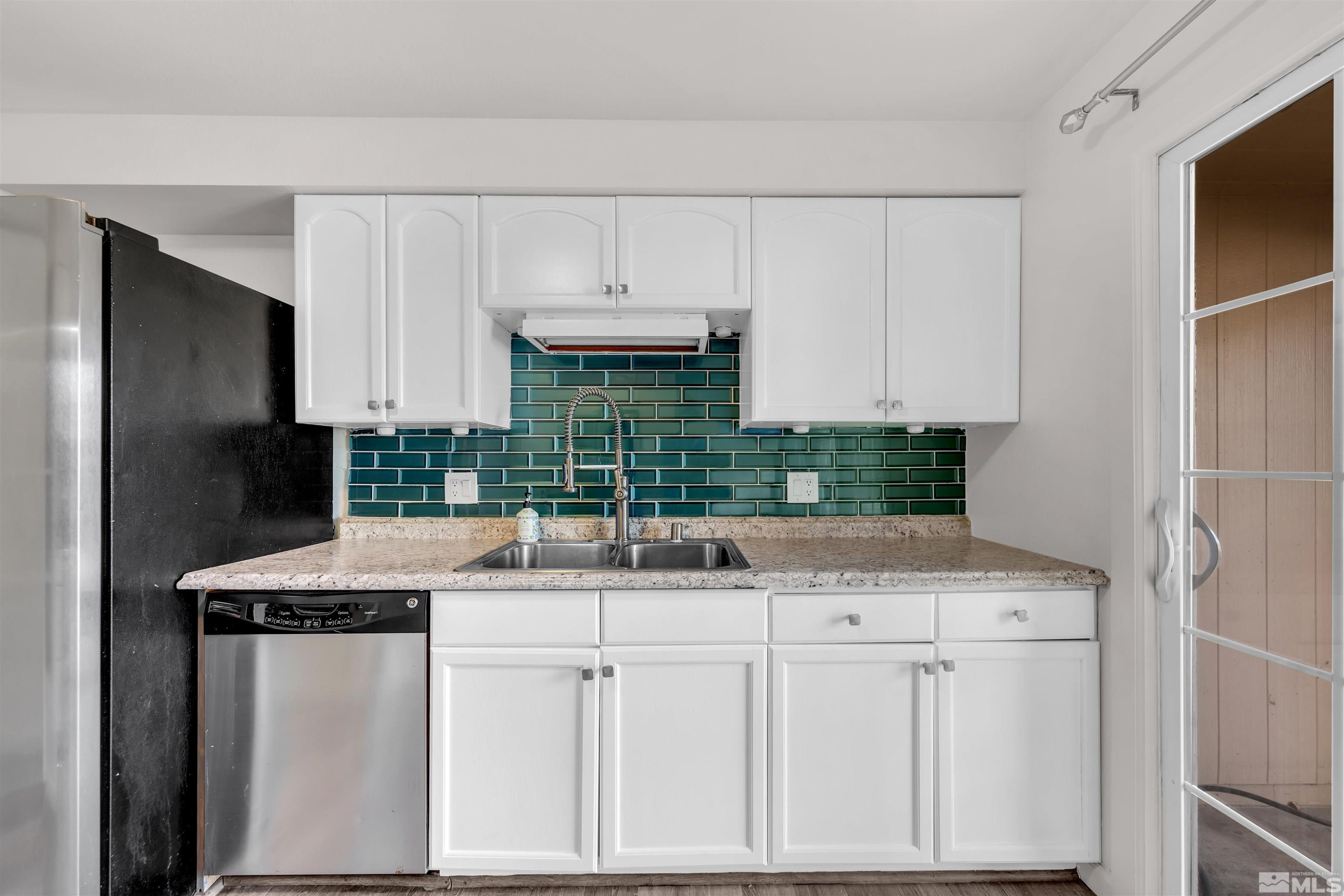 2267 Rock Boulevard Sparks, NV 89431 - Photo 11 of 30 Photo 11