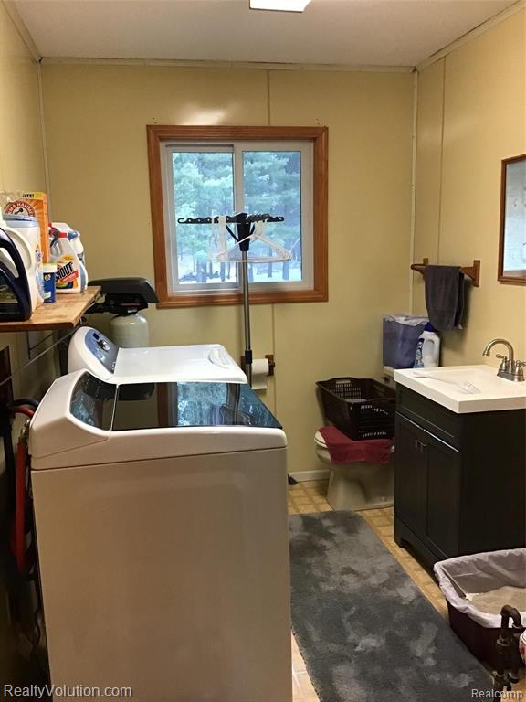 2488 Brown Road Millington, MI 48746 - Photo 42 of 46