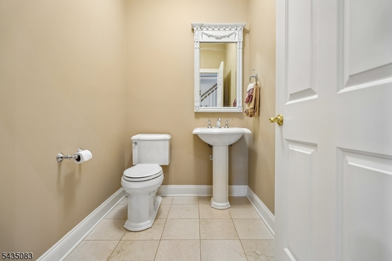 63 Emily Road Bernards, NJ 07931 - Photo 19 of 40