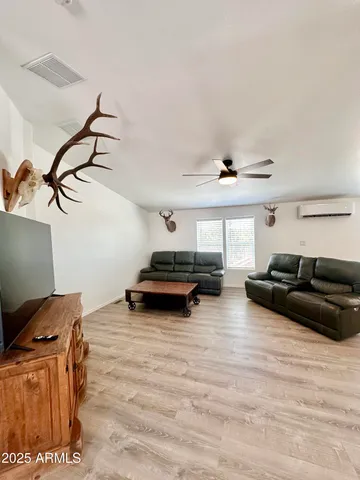 $389,999 | 28 N3139, Vernon, AZ 85940