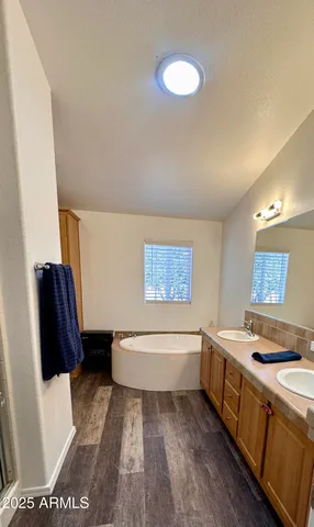 $389,999 | 28 N3139, Vernon, AZ 85940