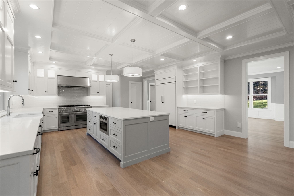 11 Beech Road Weston, MA 02493 - Photo 11 of 41 Gallery Image 11