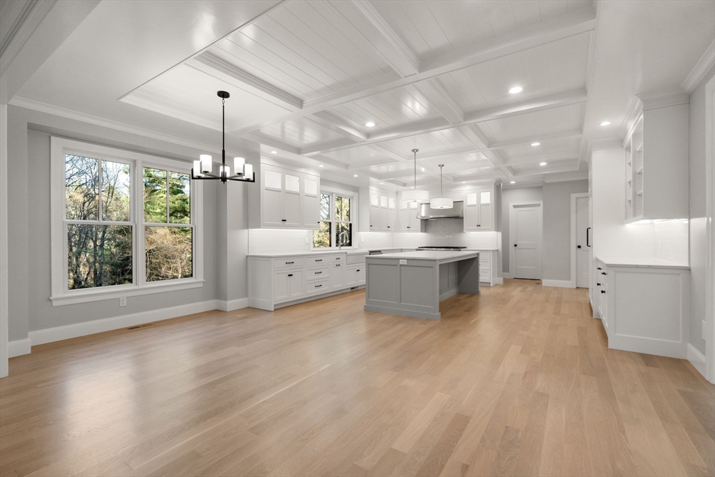 11 Beech Road Weston, MA 02493 - Photo 16 of 41 Gallery Image 16