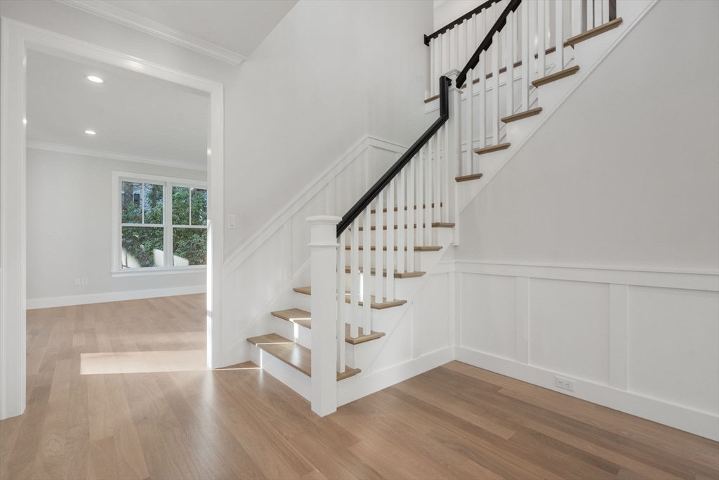 11 Beech Road Weston, MA 02493 - Photo 24 of 41 Gallery Image 24