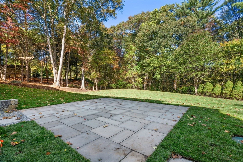 11 Beech Road Weston, MA 02493 - Photo 41 of 41 Gallery Image 41
