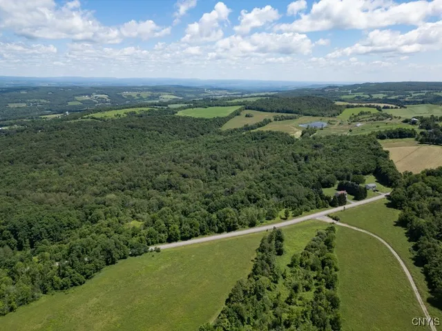 $420,000 | 989 Robinson Road, Warren, NY 13407