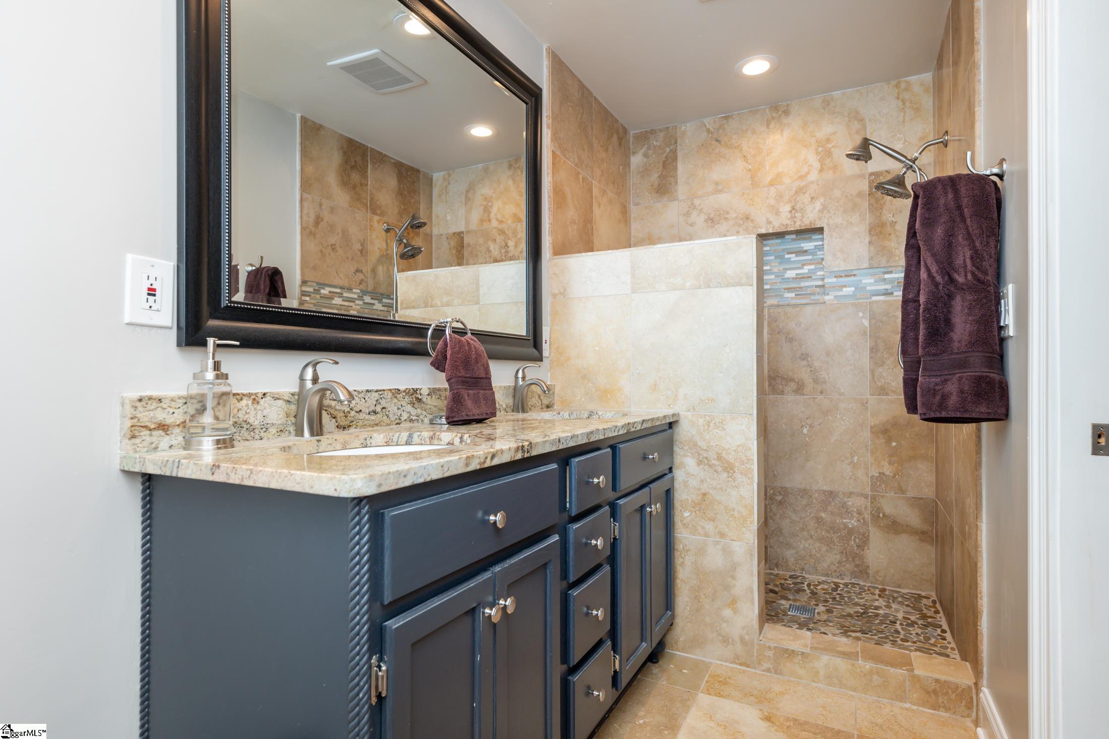105 Foxhound Road Simpsonville, SC 29680 - Photo 17 of 26 Gallery Image 17