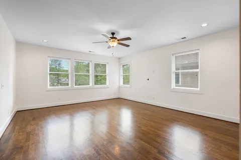 $569,500 | 2129 Wooddale Lane, Nashville, TN 37214