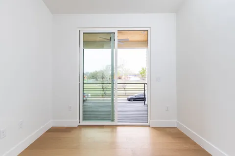 $549,000 | 408 Linden Street, Unit B, Austin, TX 78702