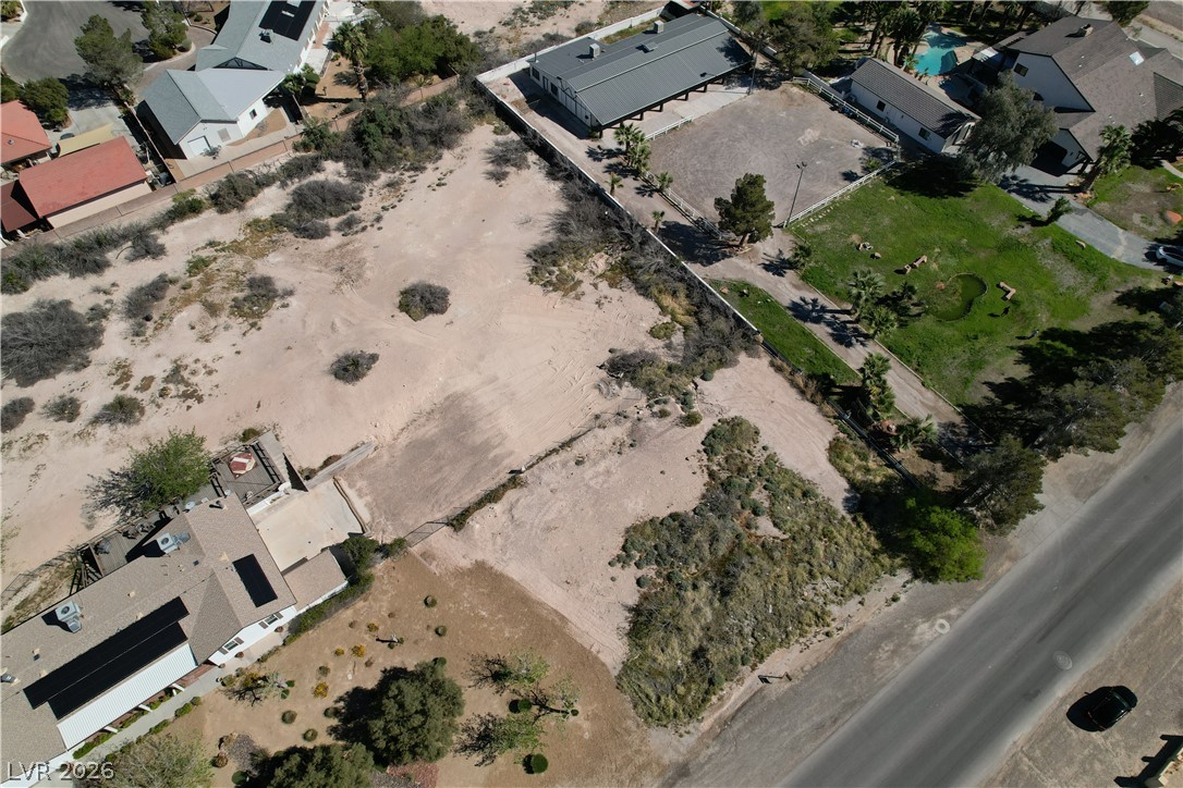 220 East Robindale Road Las Vegas, NV 89123 - Photo 9 of 13 Gallery Image 9