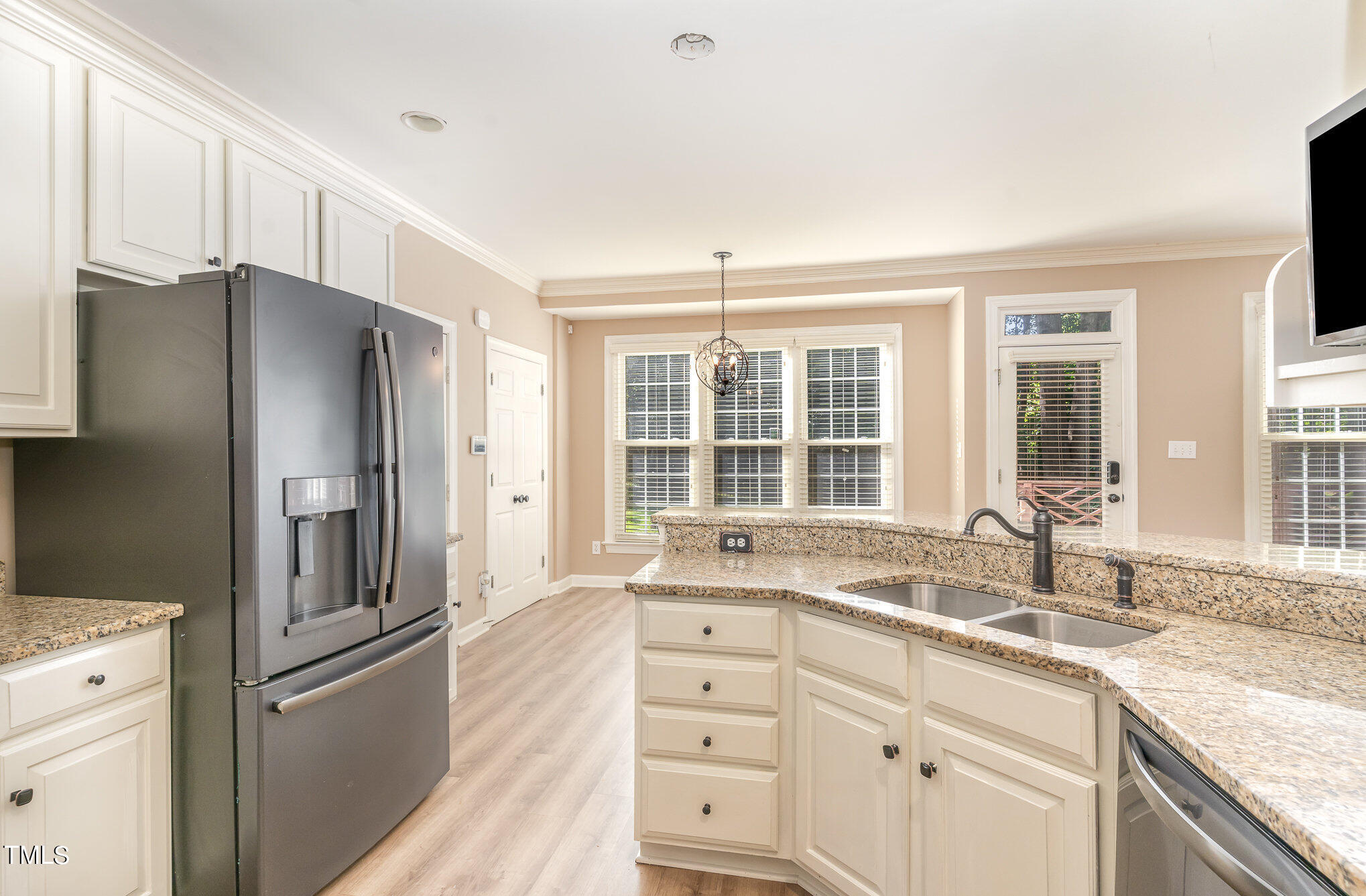 2805 London Bridge Court Raleigh, NC 27613 - Photo 10 of 35 004_dsc00041-edit