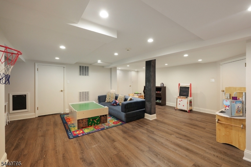 220 Wychwood Road Westfield, NJ 07090 - Photo 31 of 40