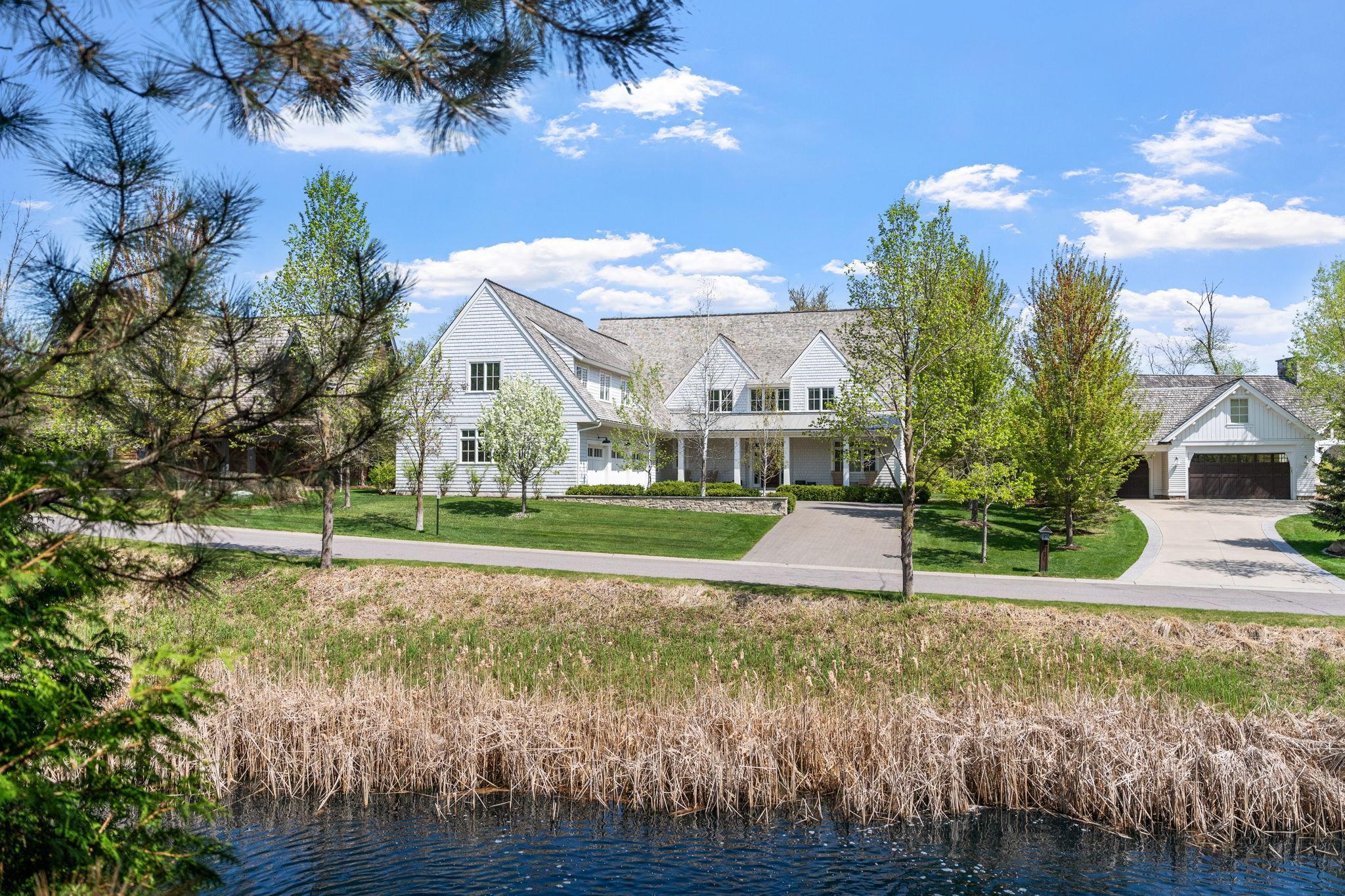 1615 Locust Hls Trail Wayzata, MN 55391 - Photo 2 of 96