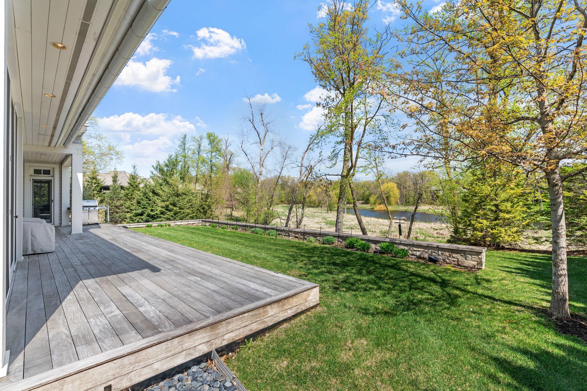 1615 Locust Hls Trail Wayzata, MN 55391 - Photo 24 of 96