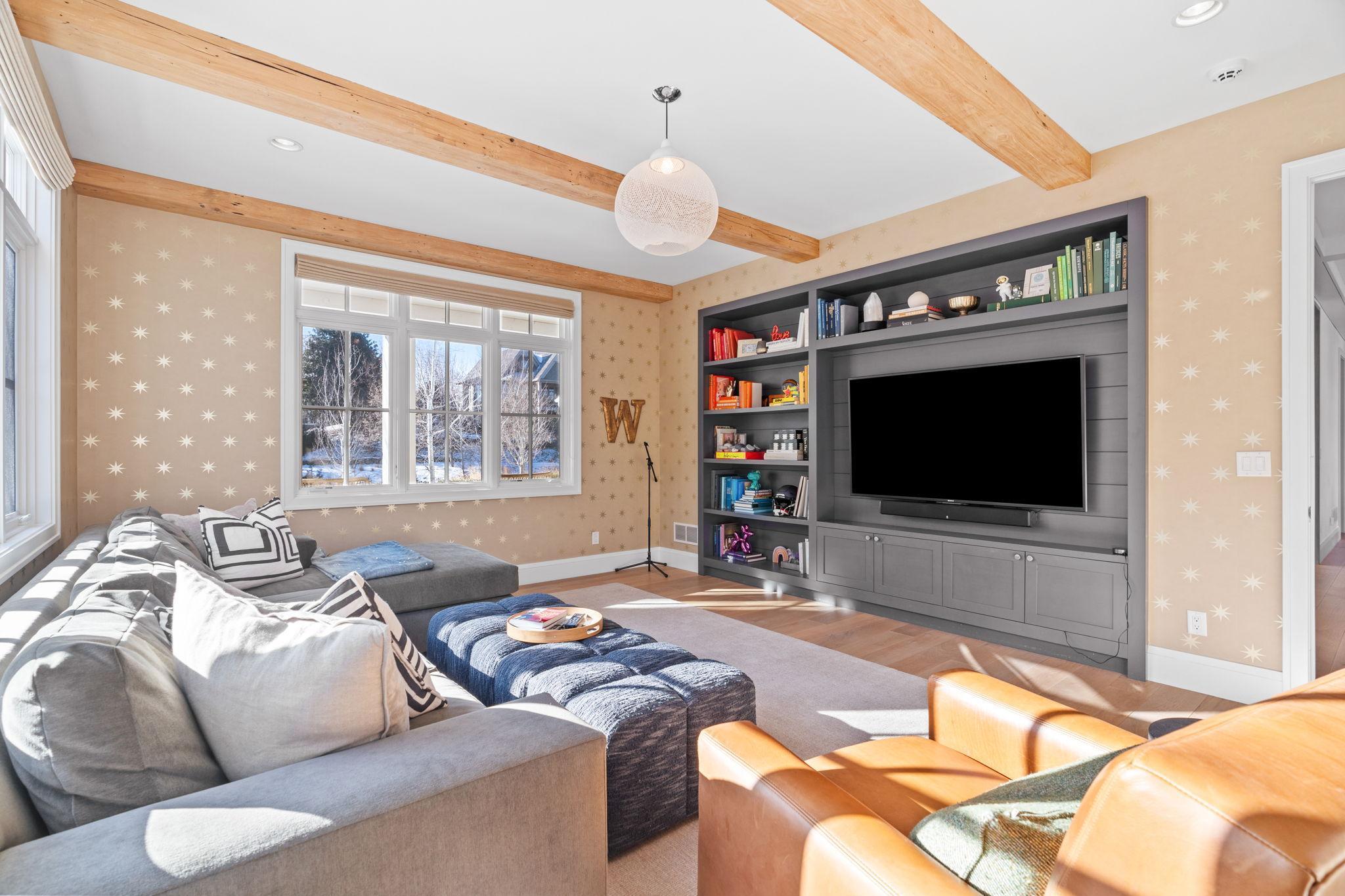 1615 Locust Hls Trail Wayzata, MN 55391 - Photo 28 of 96