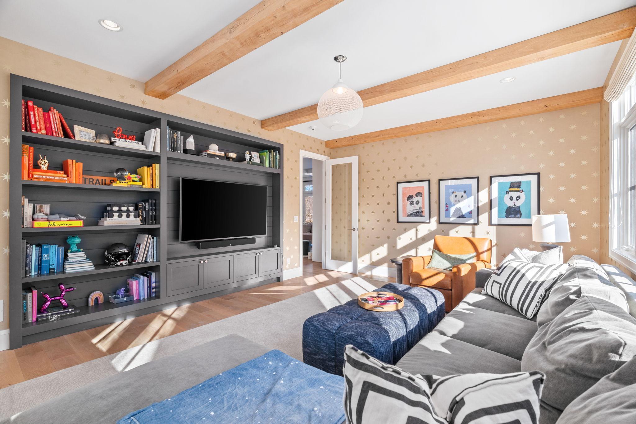 1615 Locust Hls Trail Wayzata, MN 55391 - Photo 29 of 96