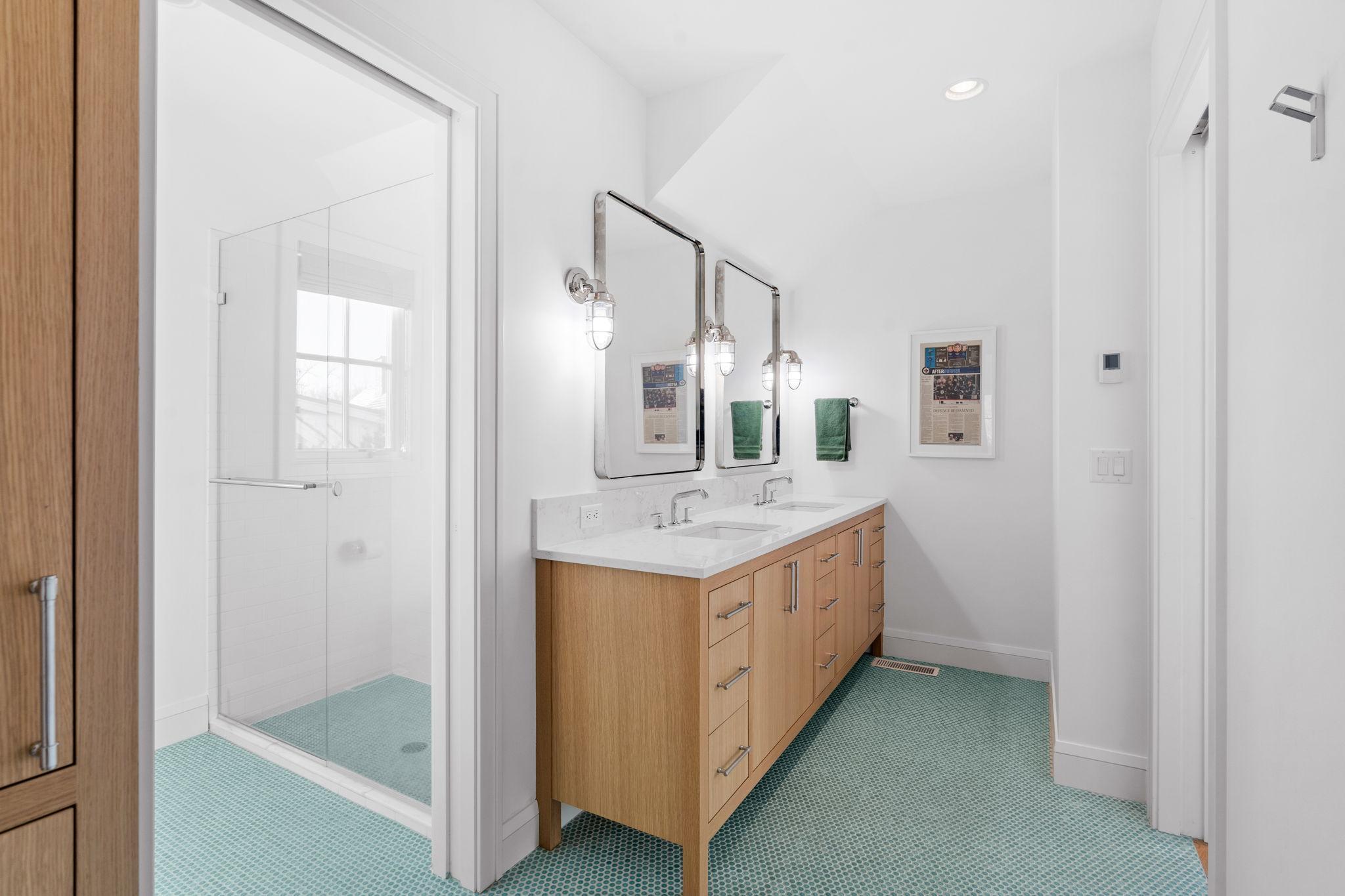 1615 Locust Hls Trail Wayzata, MN 55391 - Photo 43 of 96