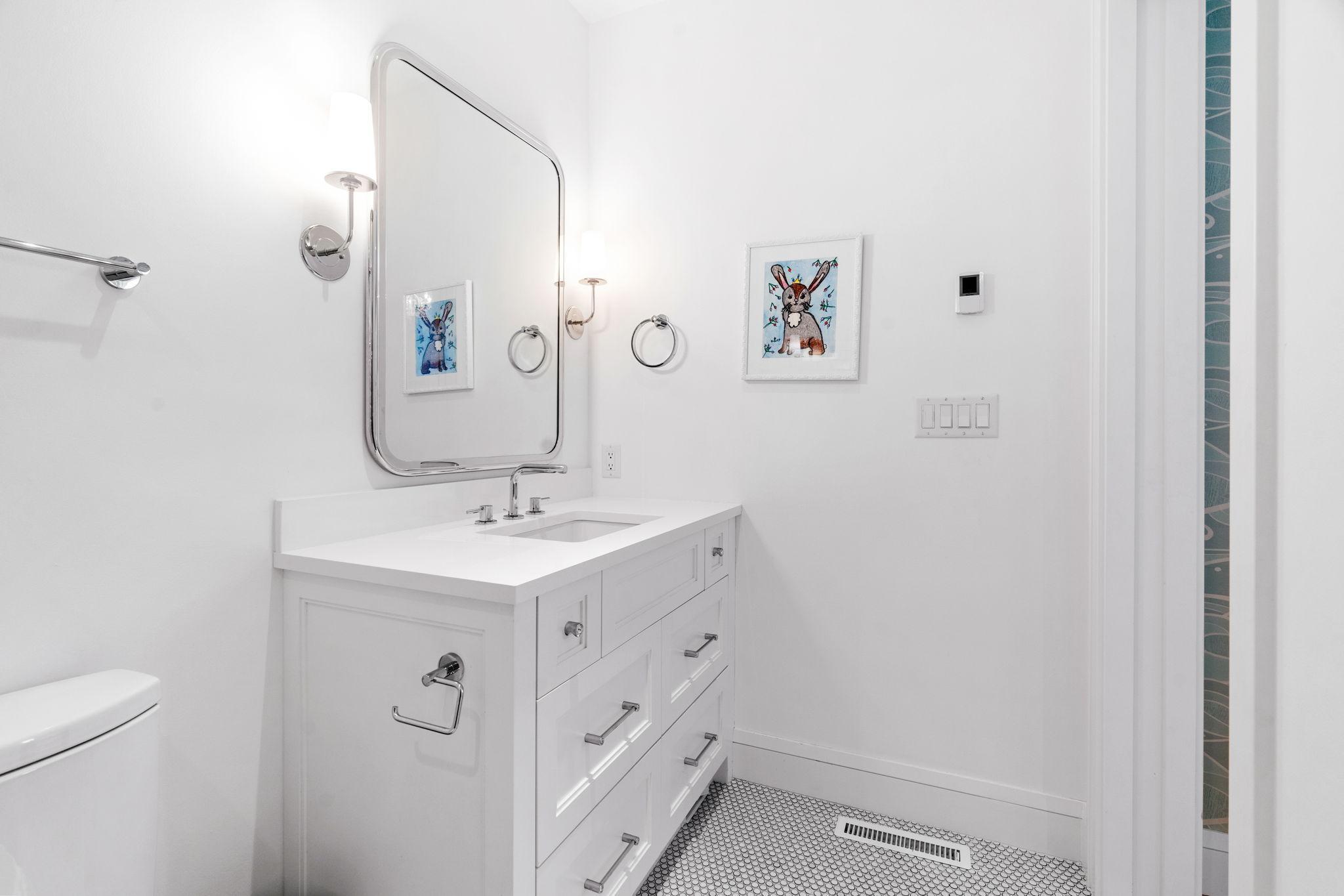 1615 Locust Hls Trail Wayzata, MN 55391 - Photo 48 of 96