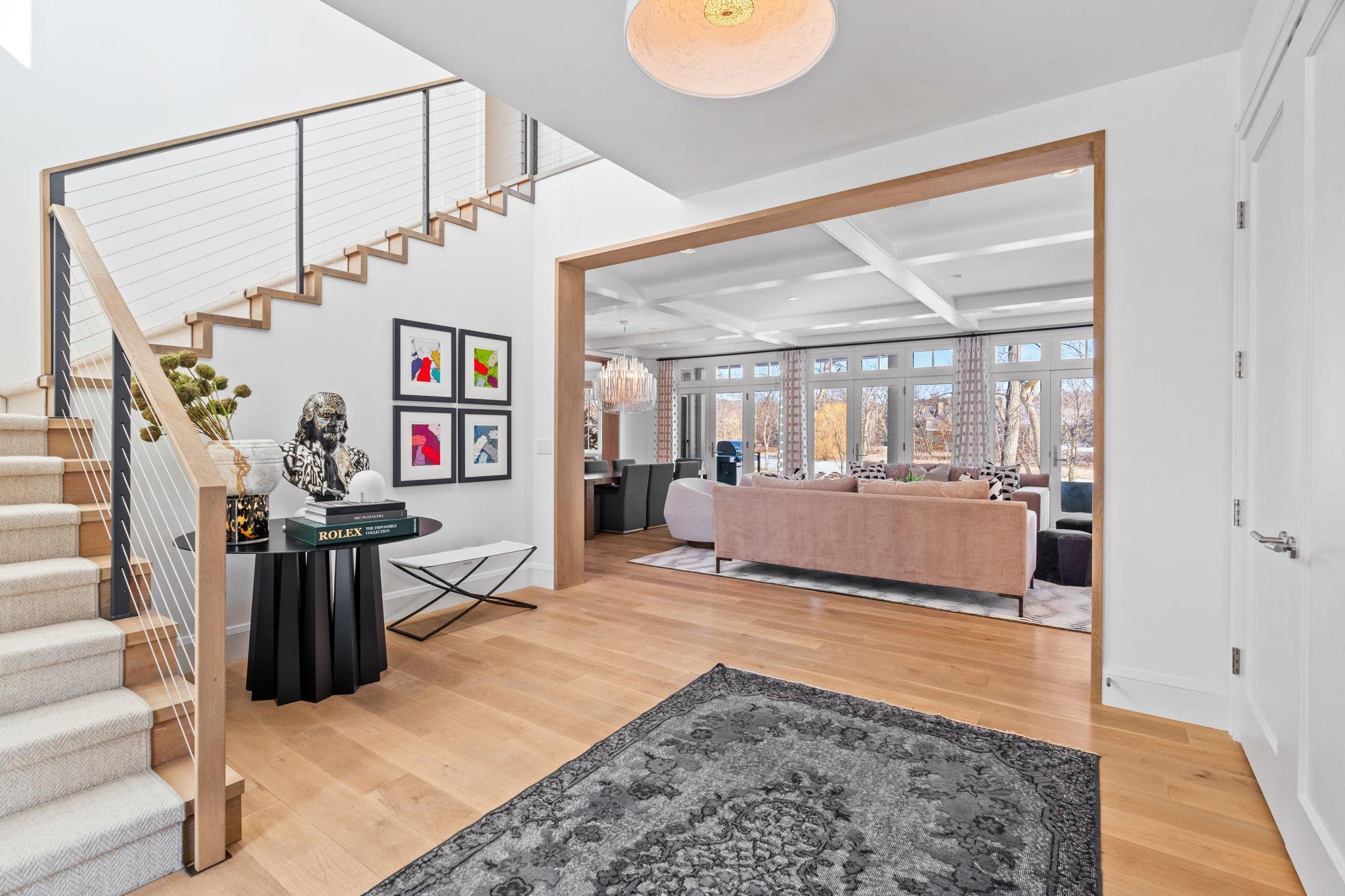 1615 Locust Hls Trail Wayzata, MN 55391 - Photo 5 of 96