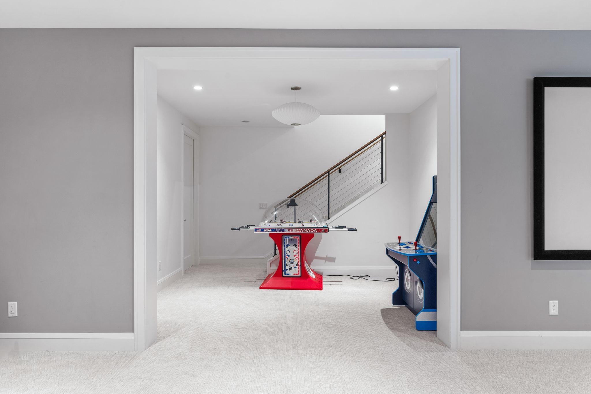 1615 Locust Hls Trail Wayzata, MN 55391 - Photo 52 of 96