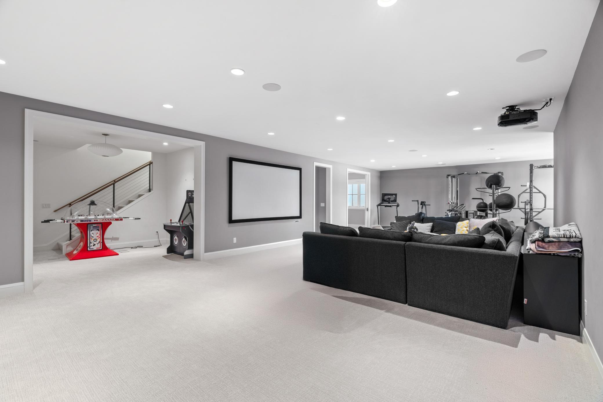 1615 Locust Hls Trail Wayzata, MN 55391 - Photo 54 of 96