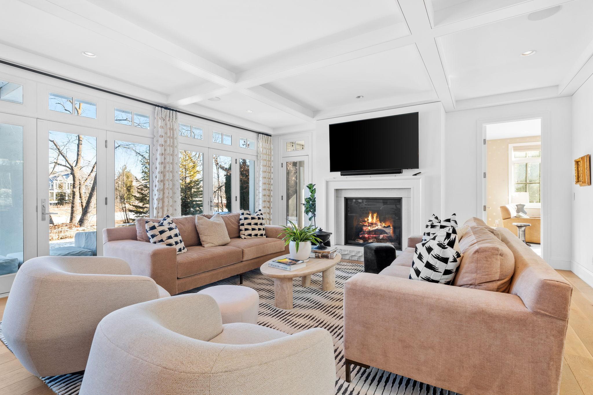 1615 Locust Hls Trail Wayzata, MN 55391 - Photo 6 of 96