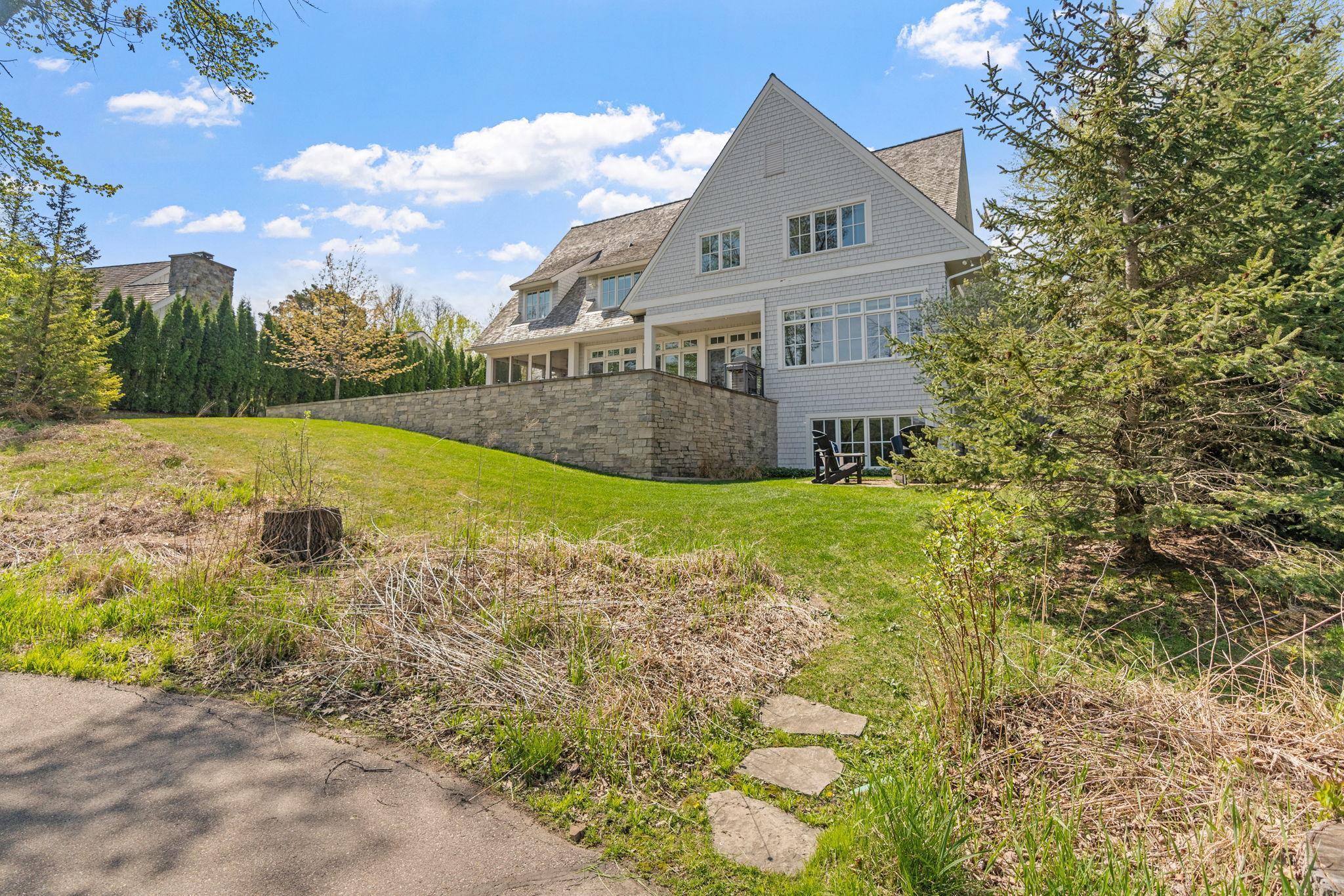 1615 Locust Hls Trail Wayzata, MN 55391 - Photo 89 of 96