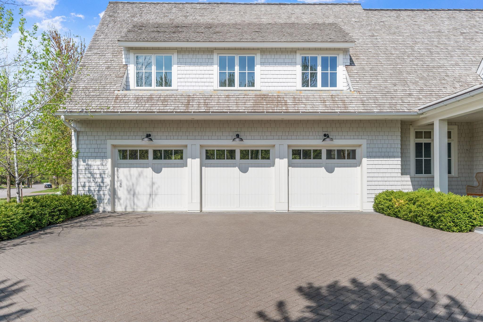 1615 Locust Hls Trail Wayzata, MN 55391 - Photo 94 of 96