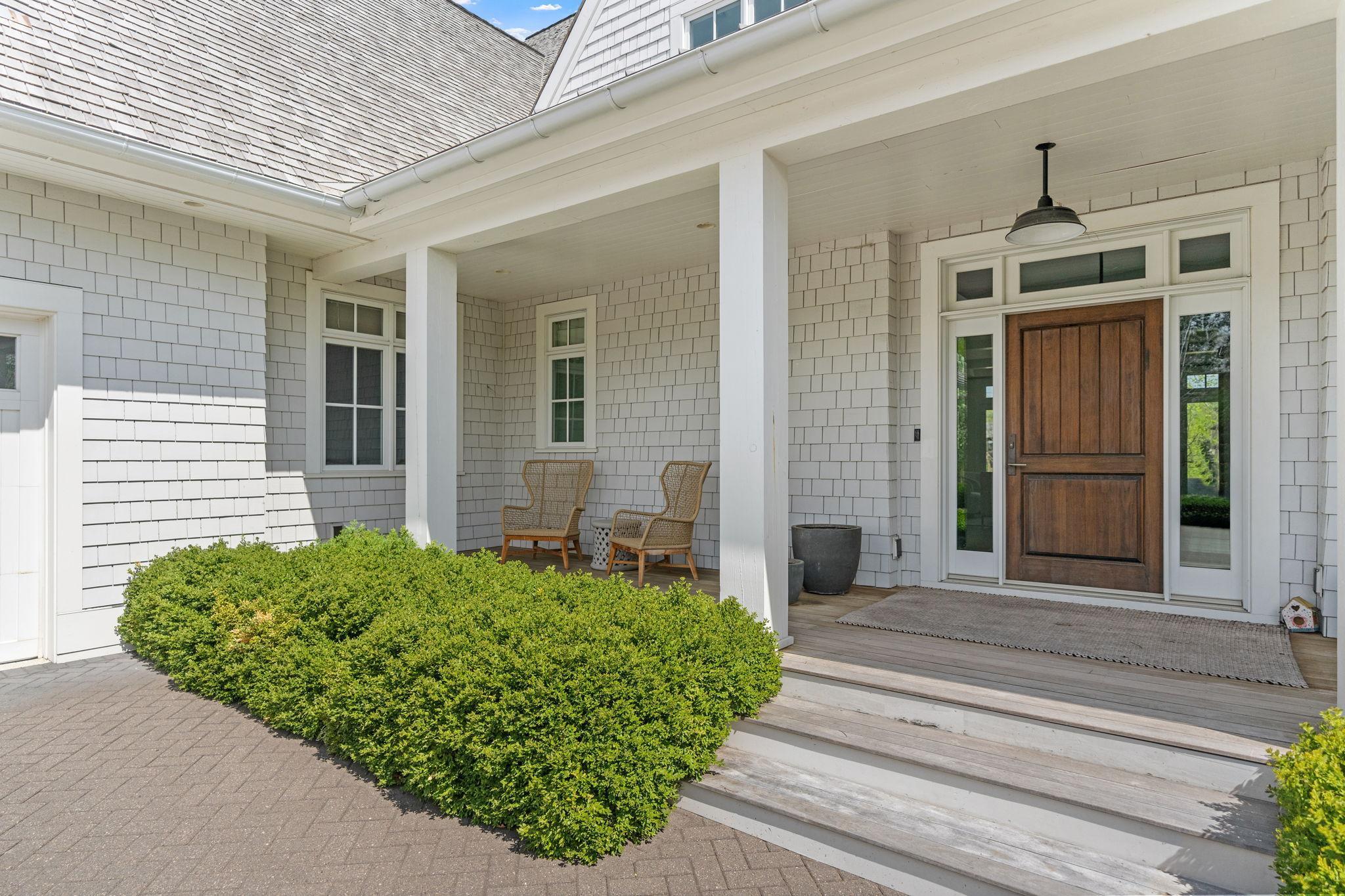 1615 Locust Hls Trail Wayzata, MN 55391 - Photo 95 of 96