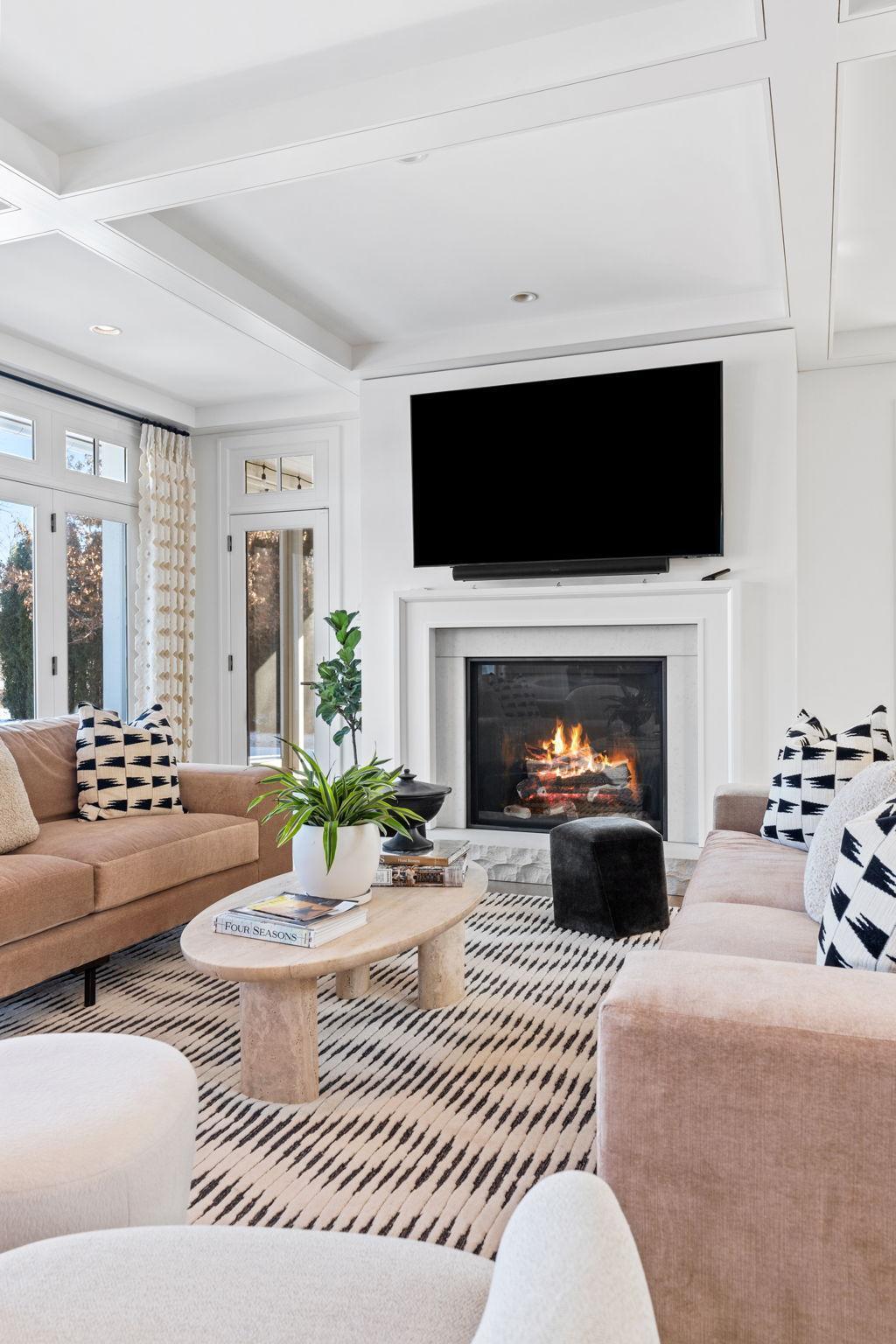 1615 Locust Hls Trail Wayzata, MN 55391 - Photo 10 of 96