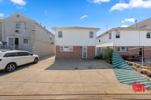 $975,000 | 162-09 99th Street | Old Howard Beach