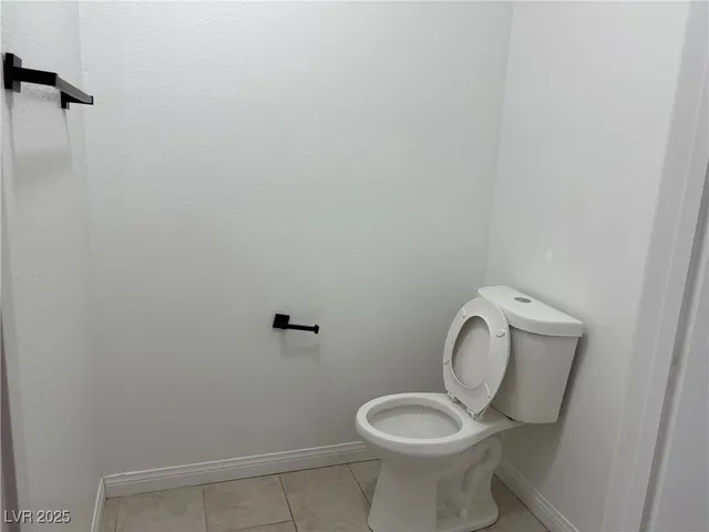 $269,900 | 7701 West Robindale Road, Unit 160, Las Vegas, NV 89113