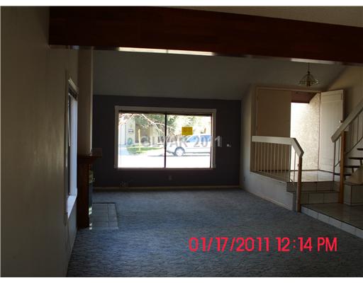 4849 Summerhill Road Las Vegas, NV 89121 - Photo 5 of 24 Living Room.