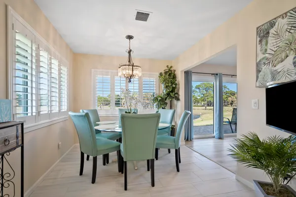 $590,000 | 5143 Southeast Club Way, Stuart, FL 34997
