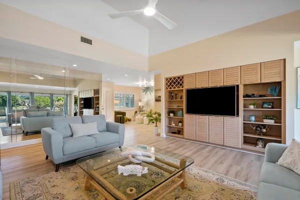 $590,000 | 5143 Southeast Club Way, Stuart, FL 34997