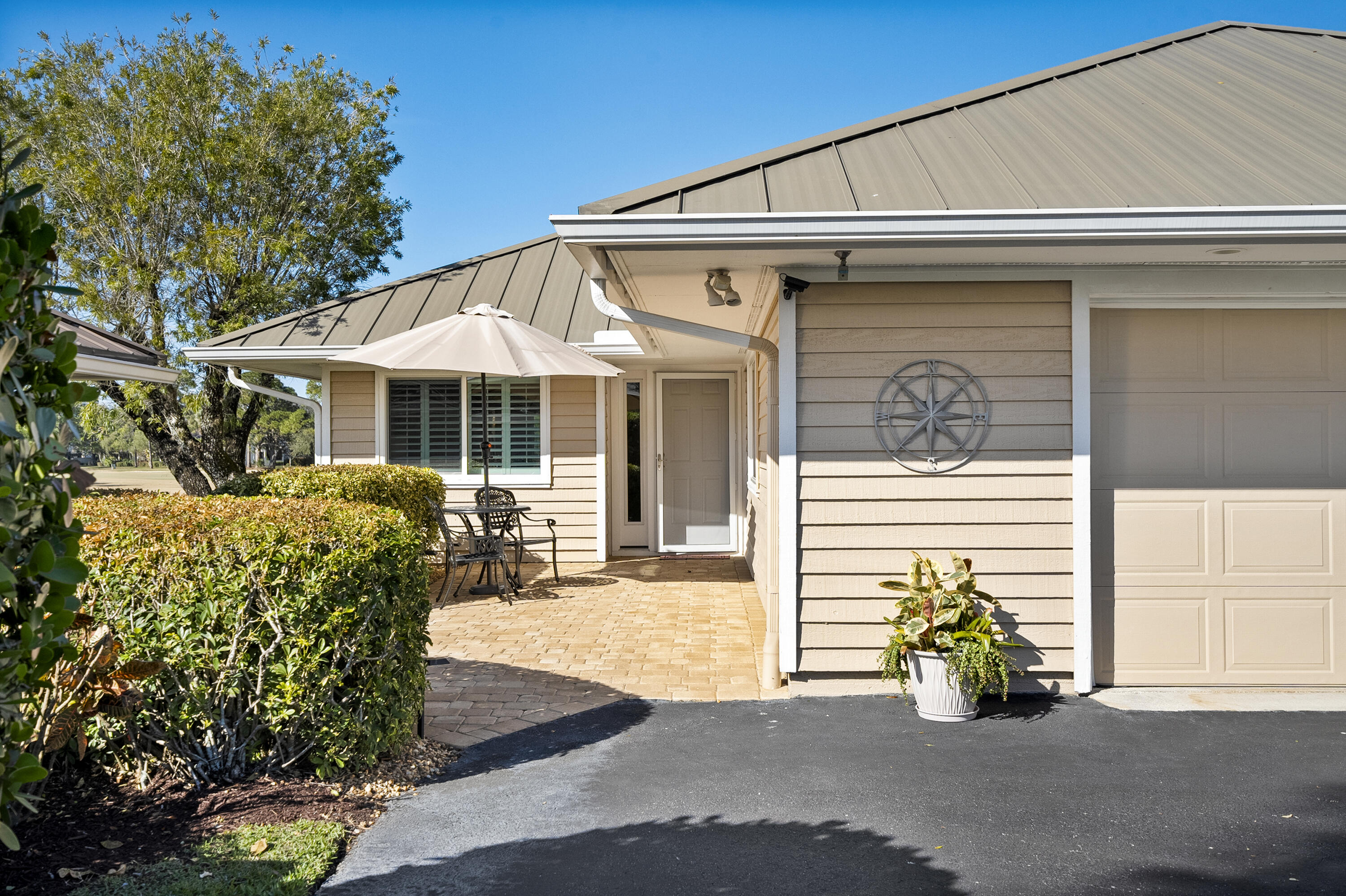 5143 Southeast Club Way Stuart, FL 34997 - Photo 3 of 57 DSC09147
