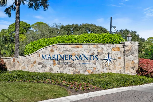 $590,000 | 5143 Southeast Club Way, Stuart, FL 34997