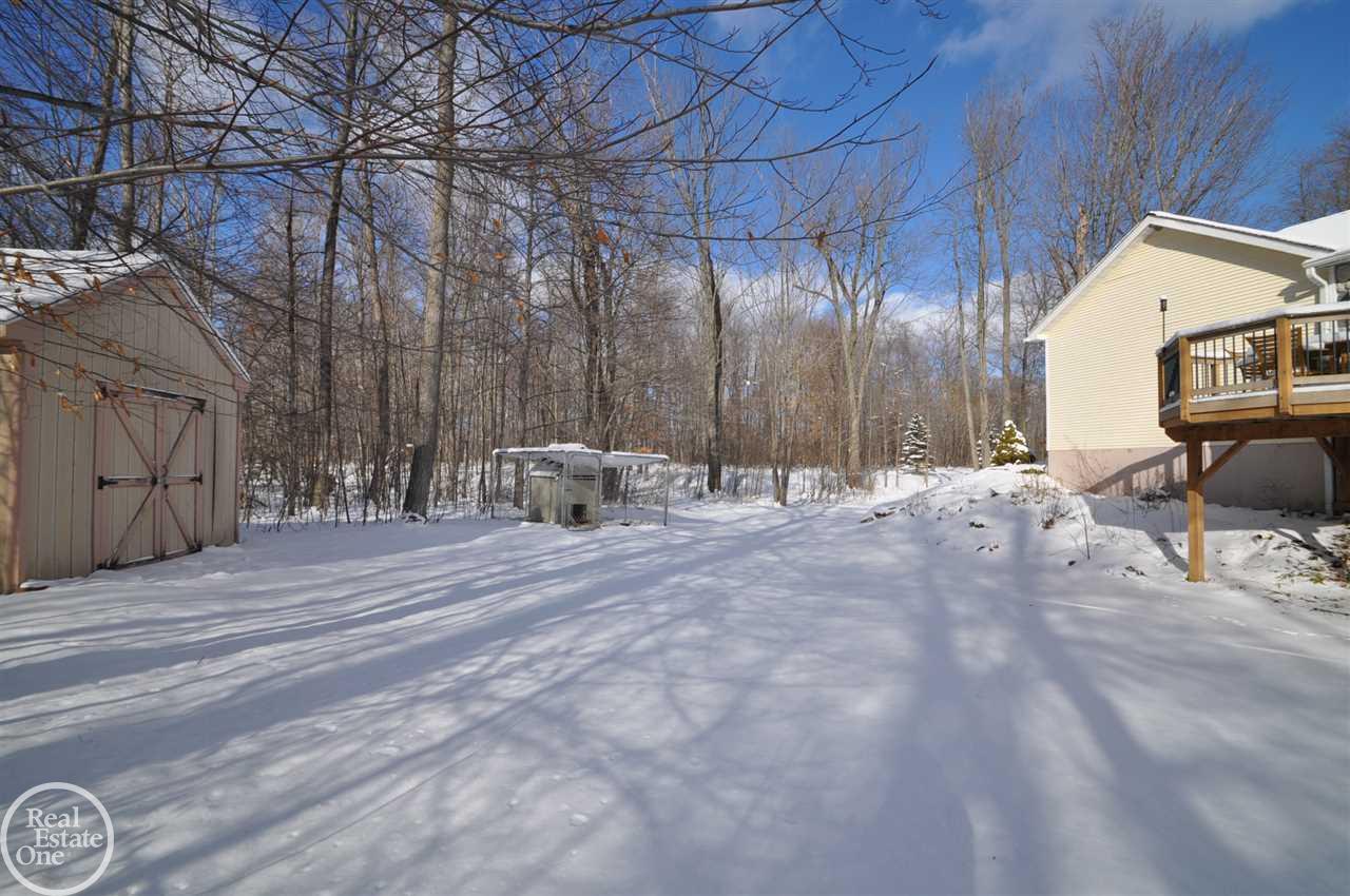 3833 Rochester Road Leonard, MI 48367 - Photo 23 of 30