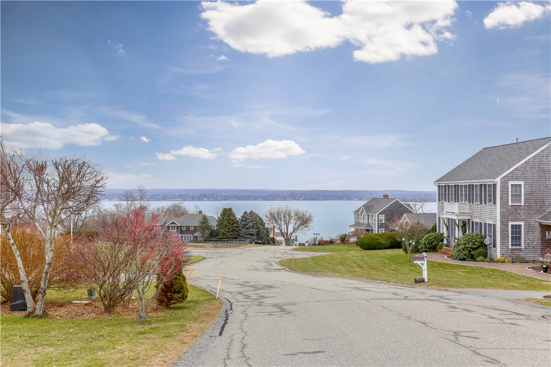 63 Prospect Farm Road Portsmouth, RI 02871 - Photo 31 of 34 Gallery Image 31