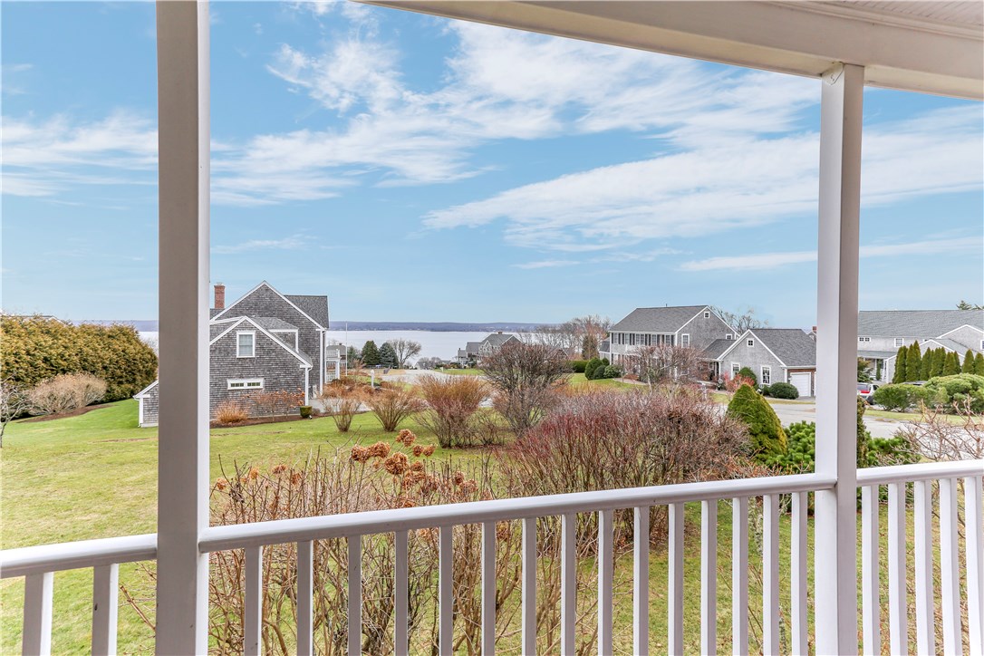 63 Prospect Farm Road Portsmouth, RI 02871 - Photo 6 of 34 Gallery Image 6