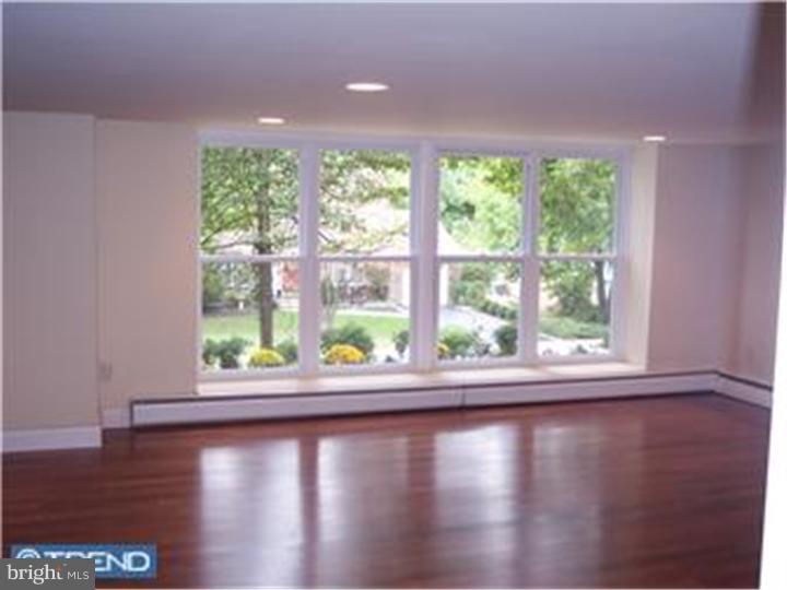 1005 Old Ford Road Huntingdon Valley, PA 19006 - Photo 2 of 12