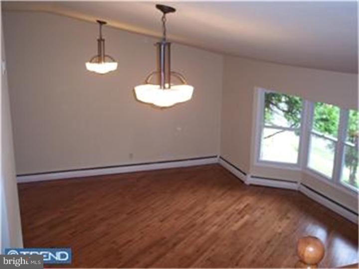 1005 Old Ford Road Huntingdon Valley, PA 19006 - Photo 5 of 12