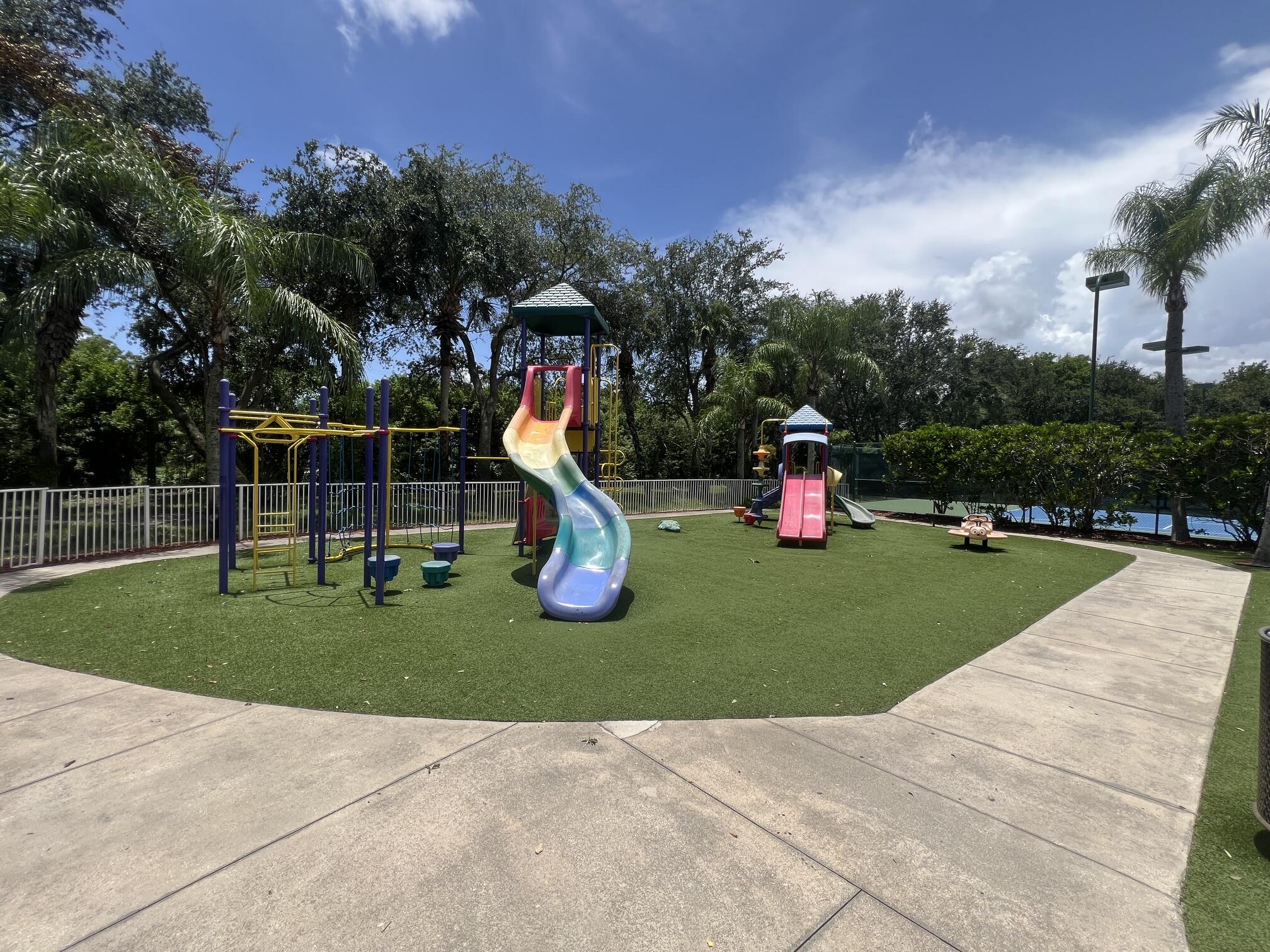 8583 Vía Serena Boca Raton, FL 33433 - Photo 18 of 20 Playground