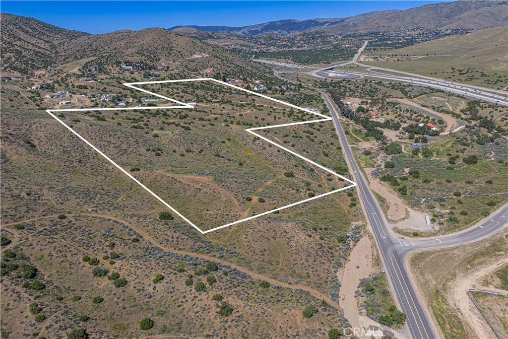 0 Jason Road Acton, CA 93510 - Photo 3 of 19 a view of a tennis court