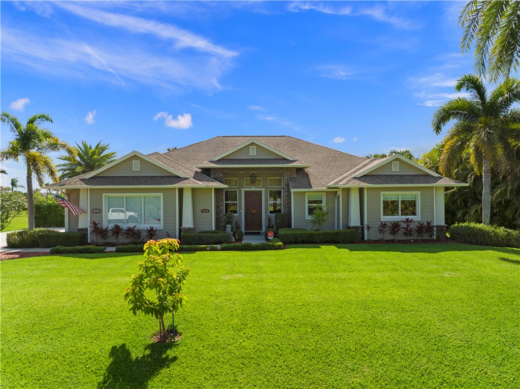 1577 Eagles Circle Sebastian, FL 32958 - Photo 2 of 36