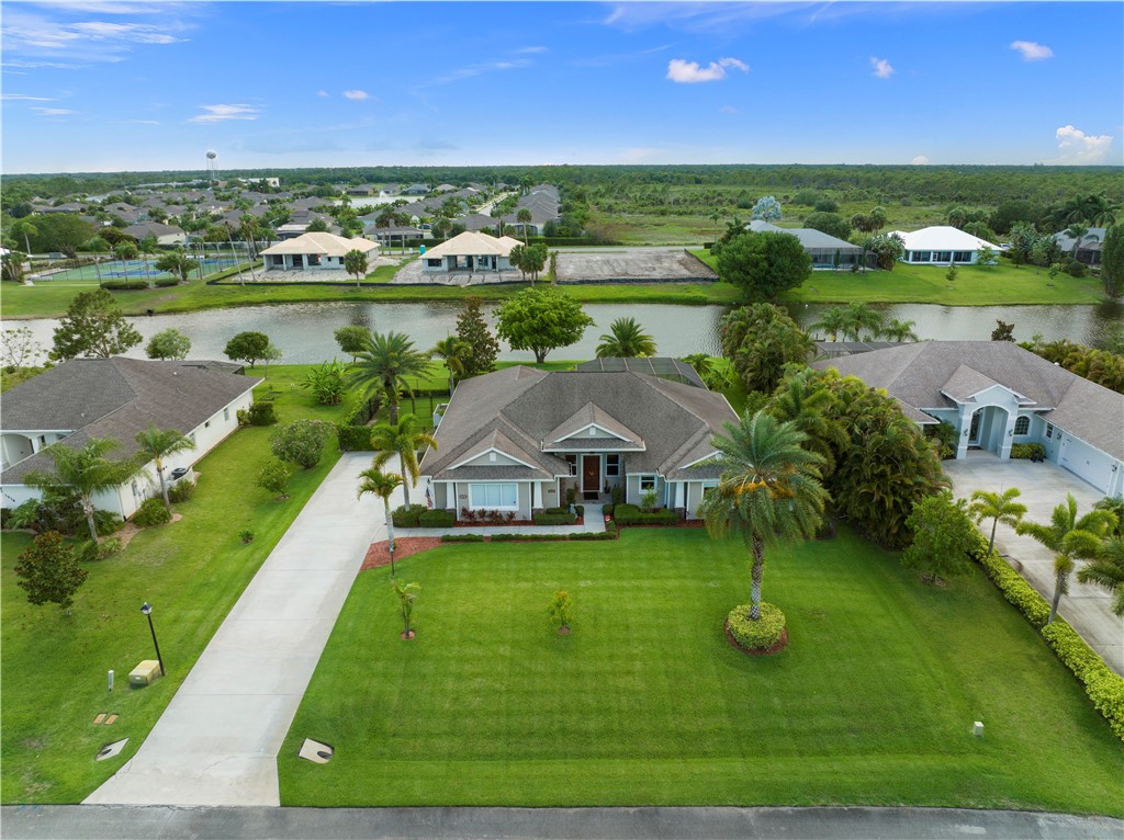 1577 Eagles Circle Sebastian, FL 32958 - Photo 6 of 36