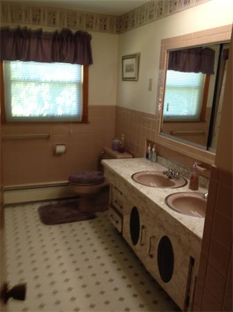 25 Michigan Road Worcester, MA 01606 - Photo 10 of 21 Gallery Image 10